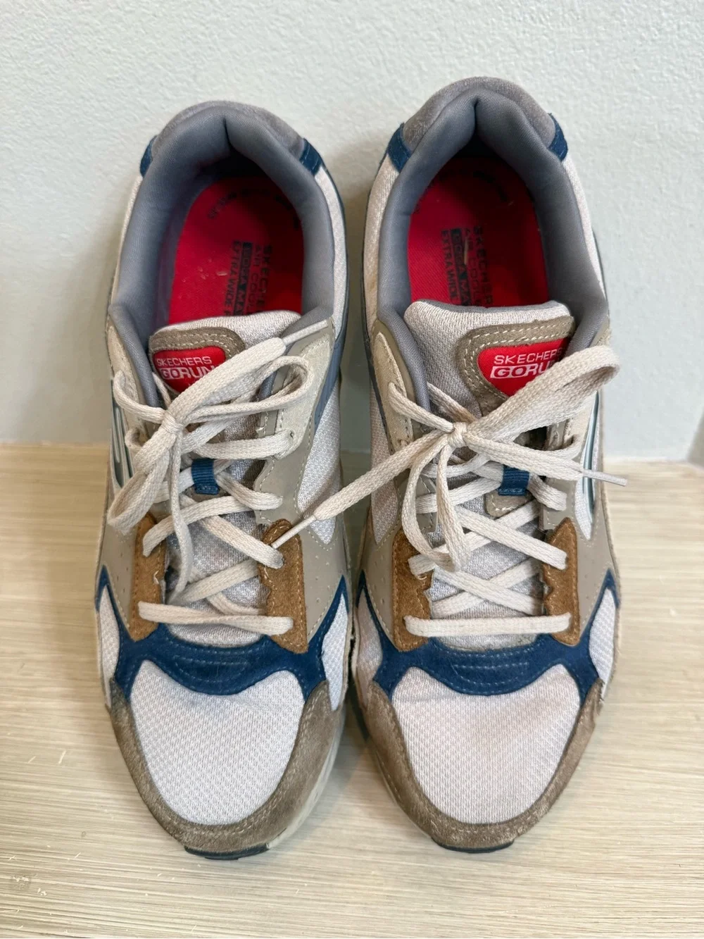 Skechers men Beige Navy Gray Athletic Sneakers size 13